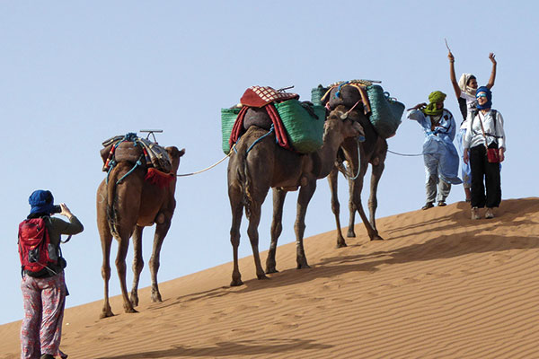 Camel trekking to Erg Lihoudi